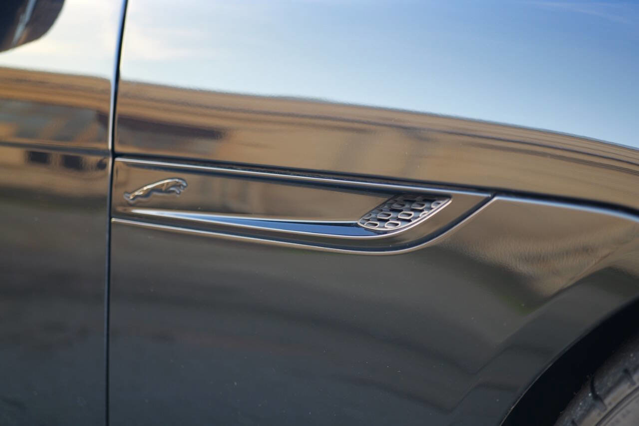 Used 2021 Jaguar F-TYPE R image 48