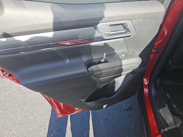 New 2026 GMC Terrain Elevation w/ Elevation Premium Package image 18