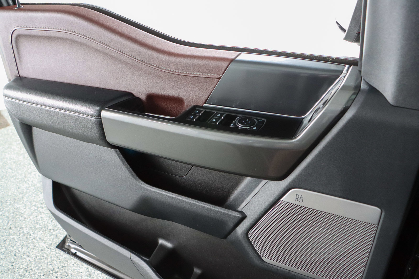 Used 2023 Ford F150 Lariat w/ Equipment Group 502A High image 24