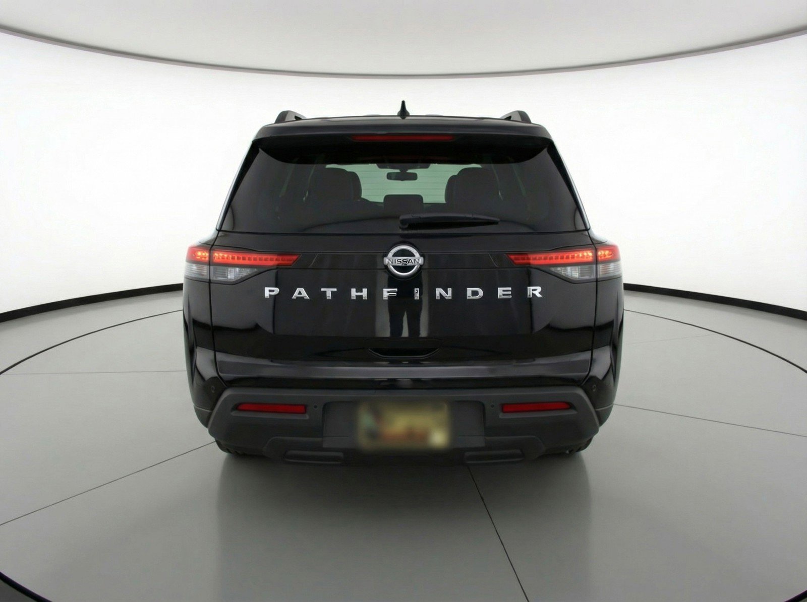 Used 2025 Nissan Pathfinder SV image 7