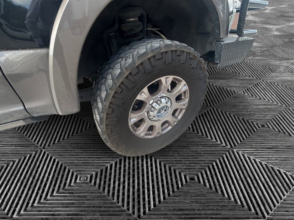 Used 2022 Ford F250 King Ranch w/ King Ranch Ultimate Package image 19