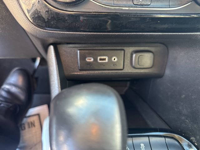 Used 2022 Buick Encore GX Preferred image 18