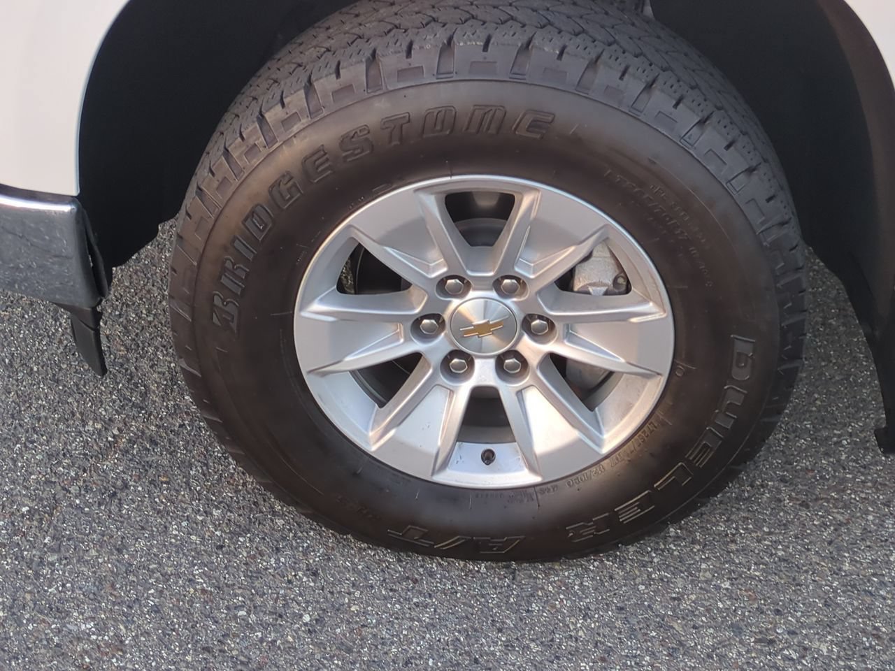 Used 2025 Chevrolet Silverado 1500 W/T RWD image 28