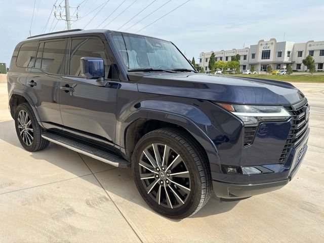 Used 2024 Lexus GX 550 w/ Accessory Package (Z1) AWD/4WD image 4