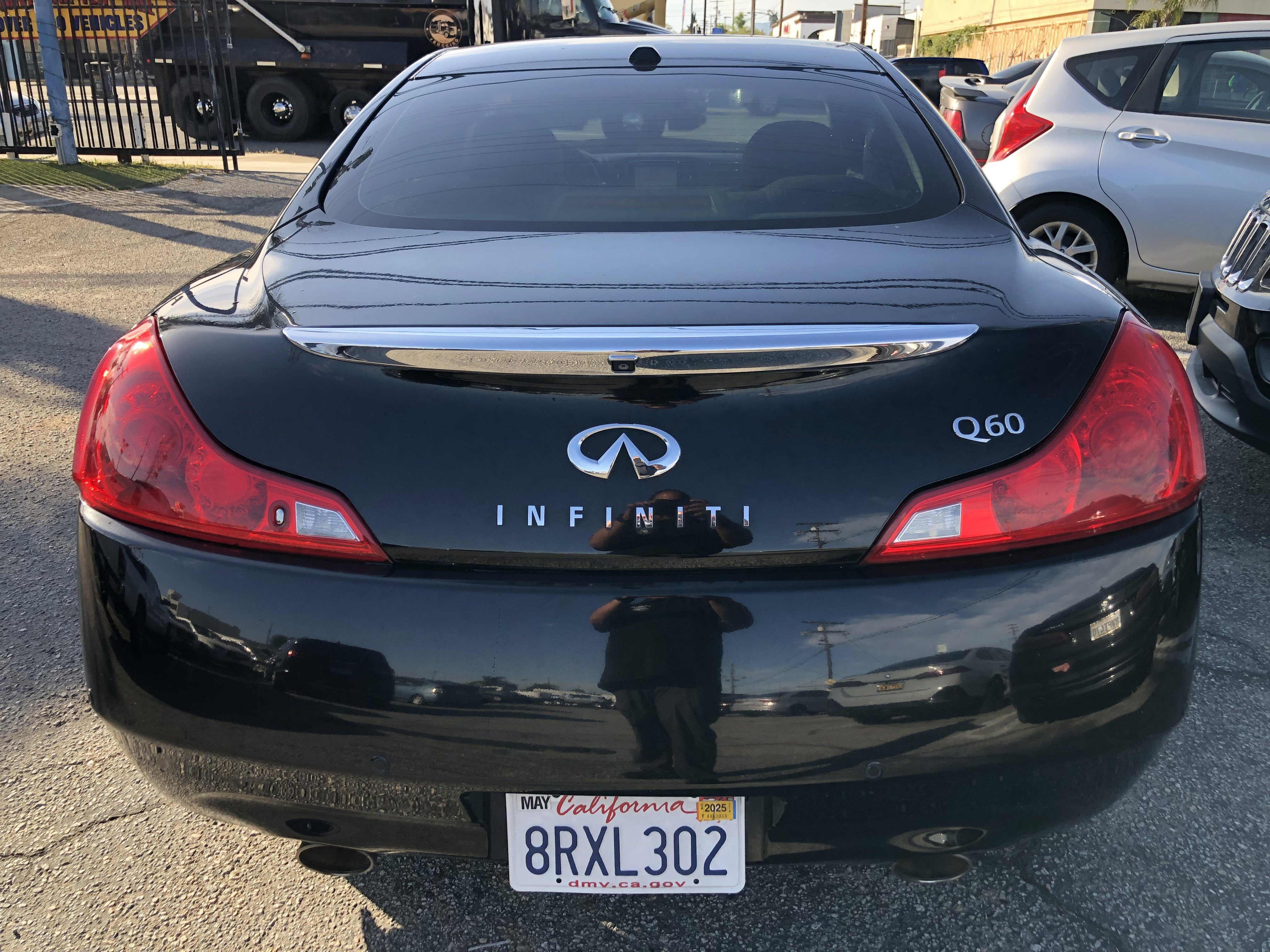 Used 2015 INFINITI Q60 Journey w/ Premium Package image 6