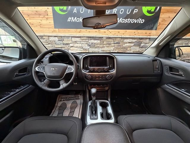 Used 2022 Chevrolet Colorado LT w/ LT Convenience Package AWD/4WD image 17