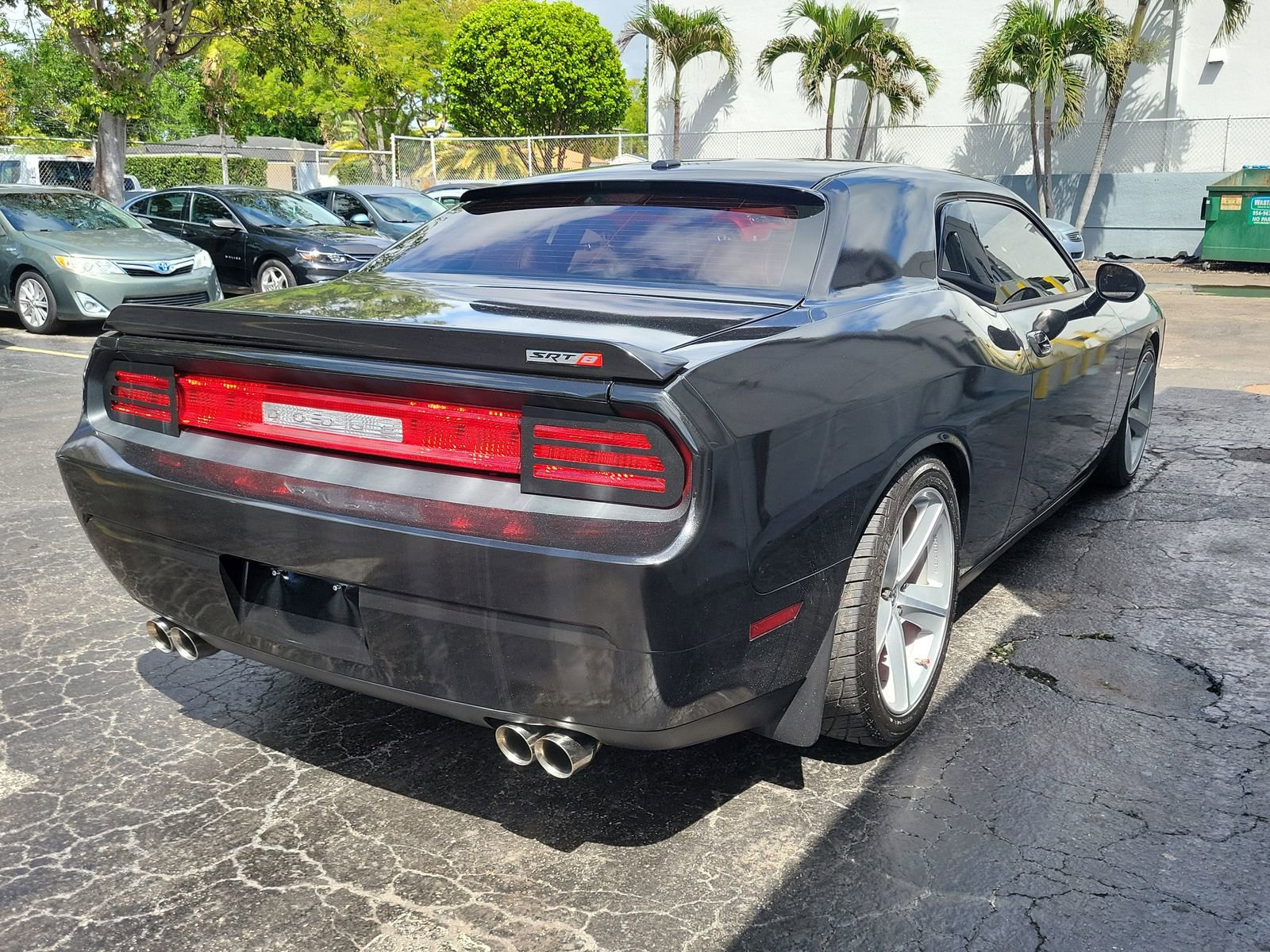 Used 2009 Dodge Challenger SRT8 RWD image 4