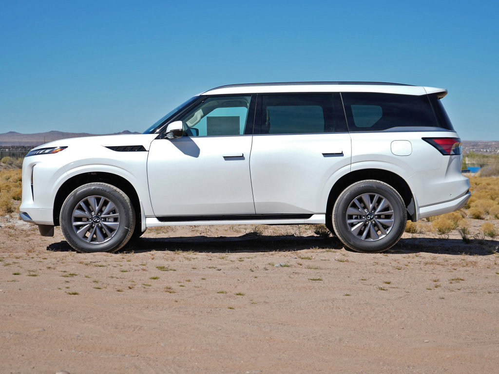 New 2026 INFINITI QX80 Pure w/ Cargo Package image 6