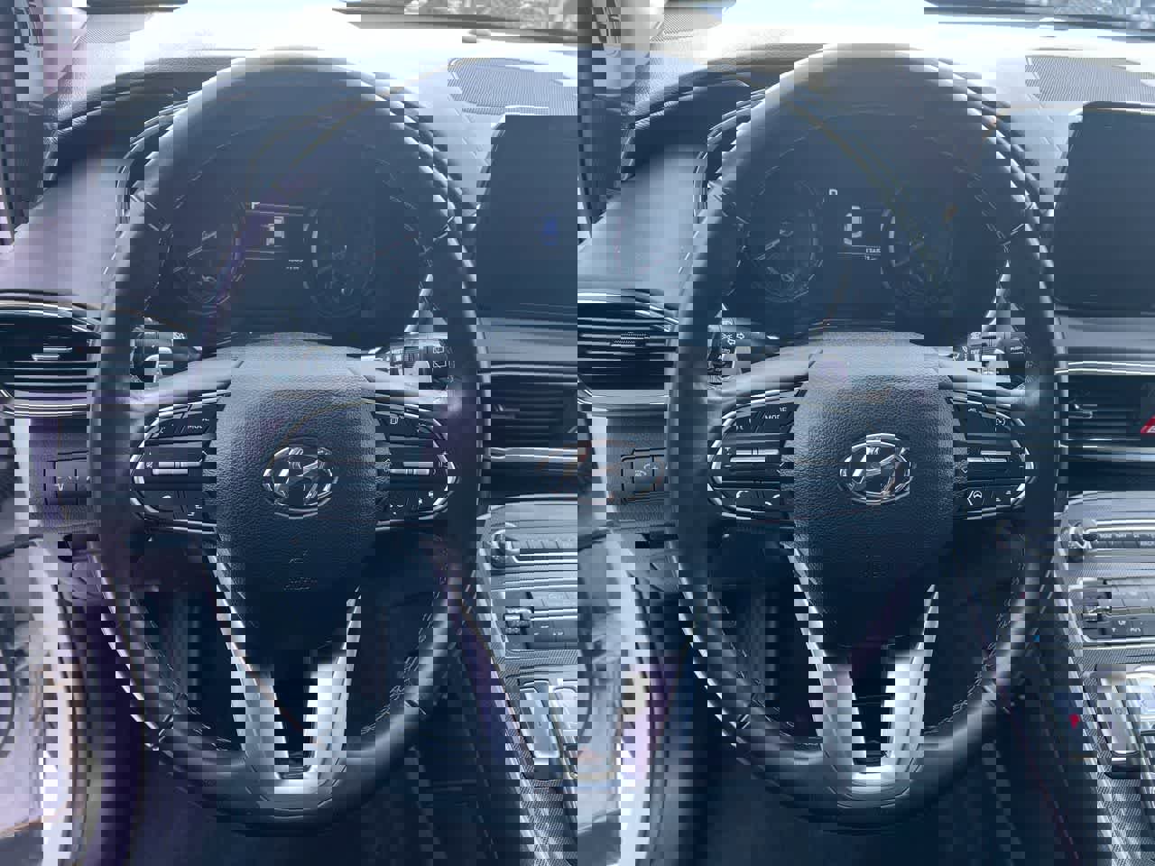 Used 2023 Hyundai Santa Fe SEL image 14