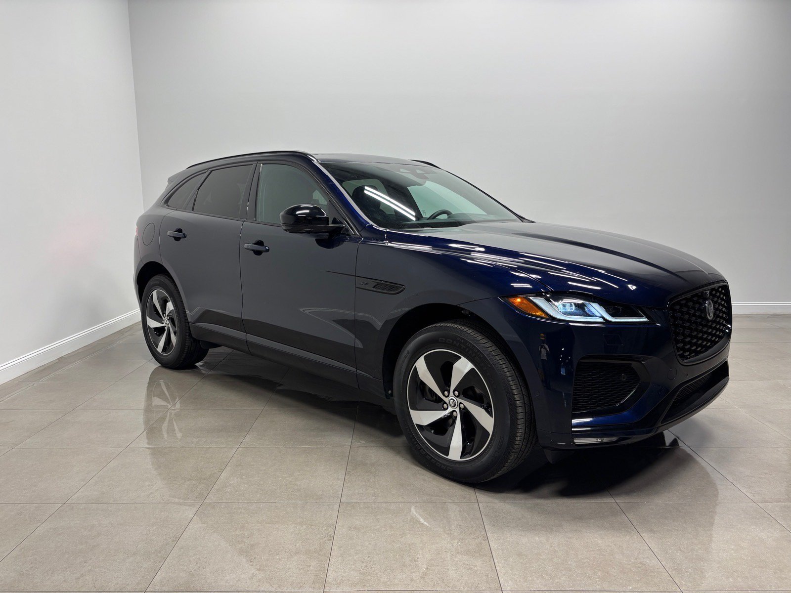 New 2026 Jaguar F-PACE R-Dynamic S AWD/4WD image 5