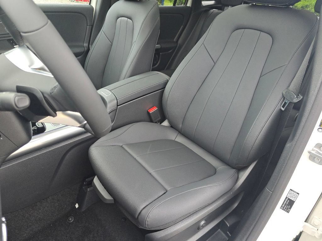 New 2026 Mercedes-Benz GLA 250 4MATIC image 23