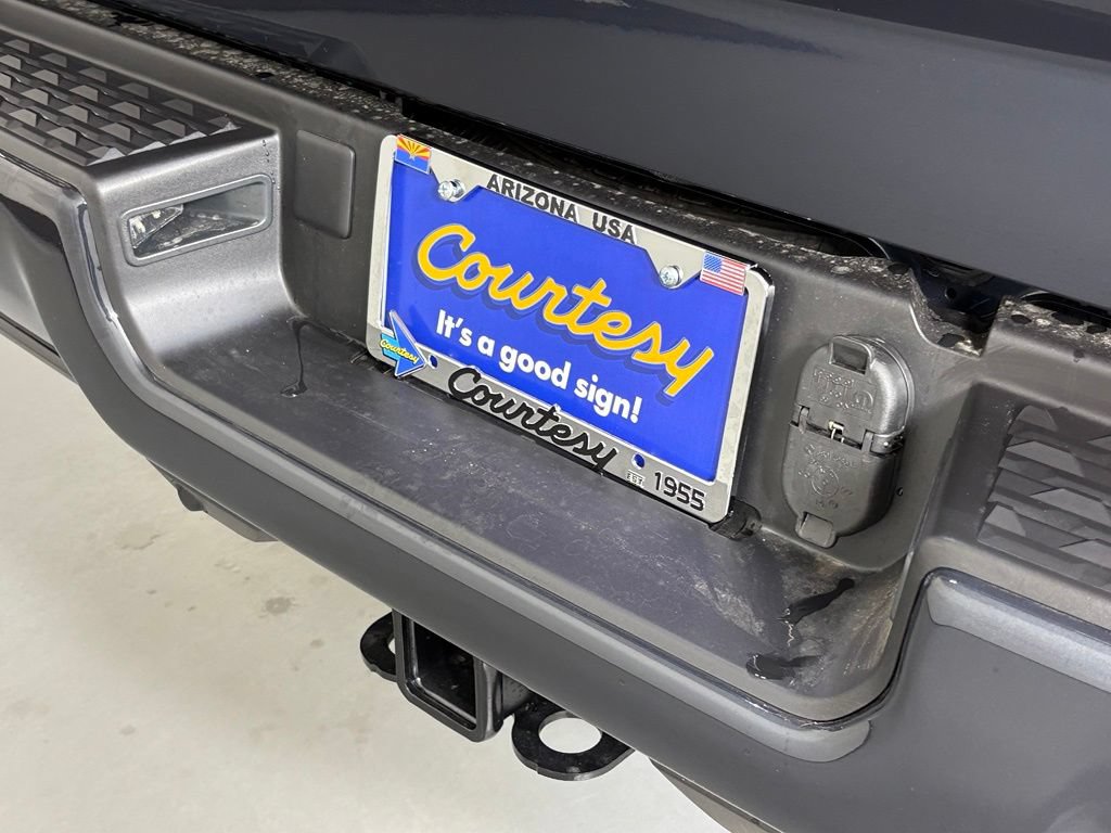 New 2026 RAM 2500 Laramie AWD/4WD image 13