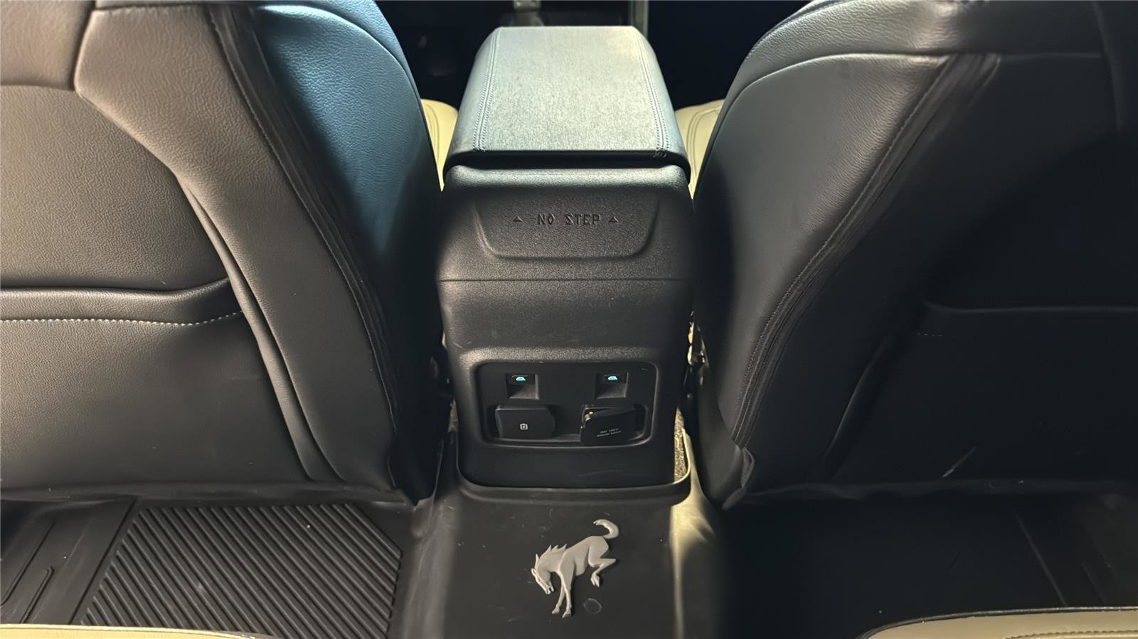 Used 2024 Ford Bronco Wildtrak AWD/4WD image 24