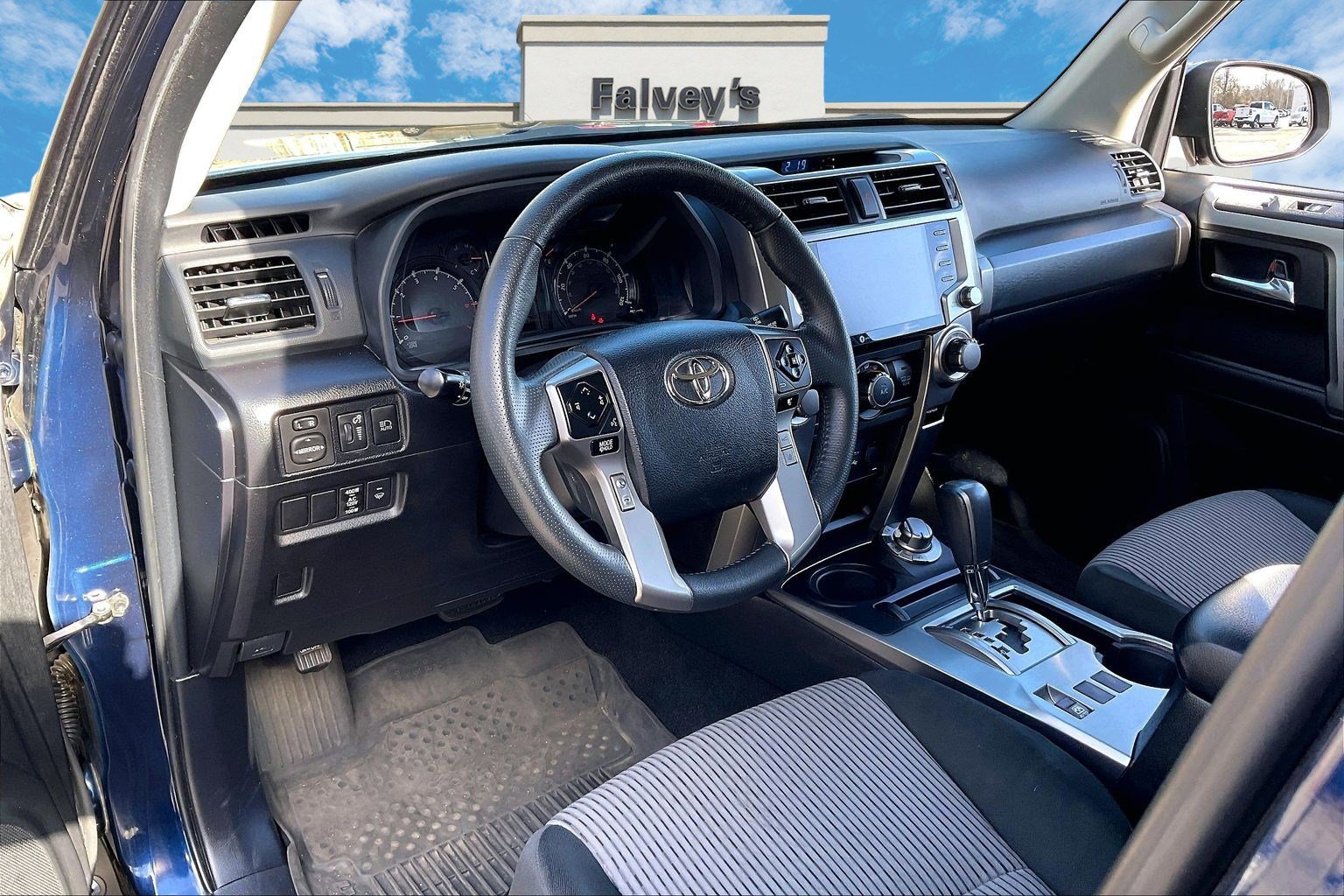 Used 2022 Toyota 4Runner SR5 image 13
