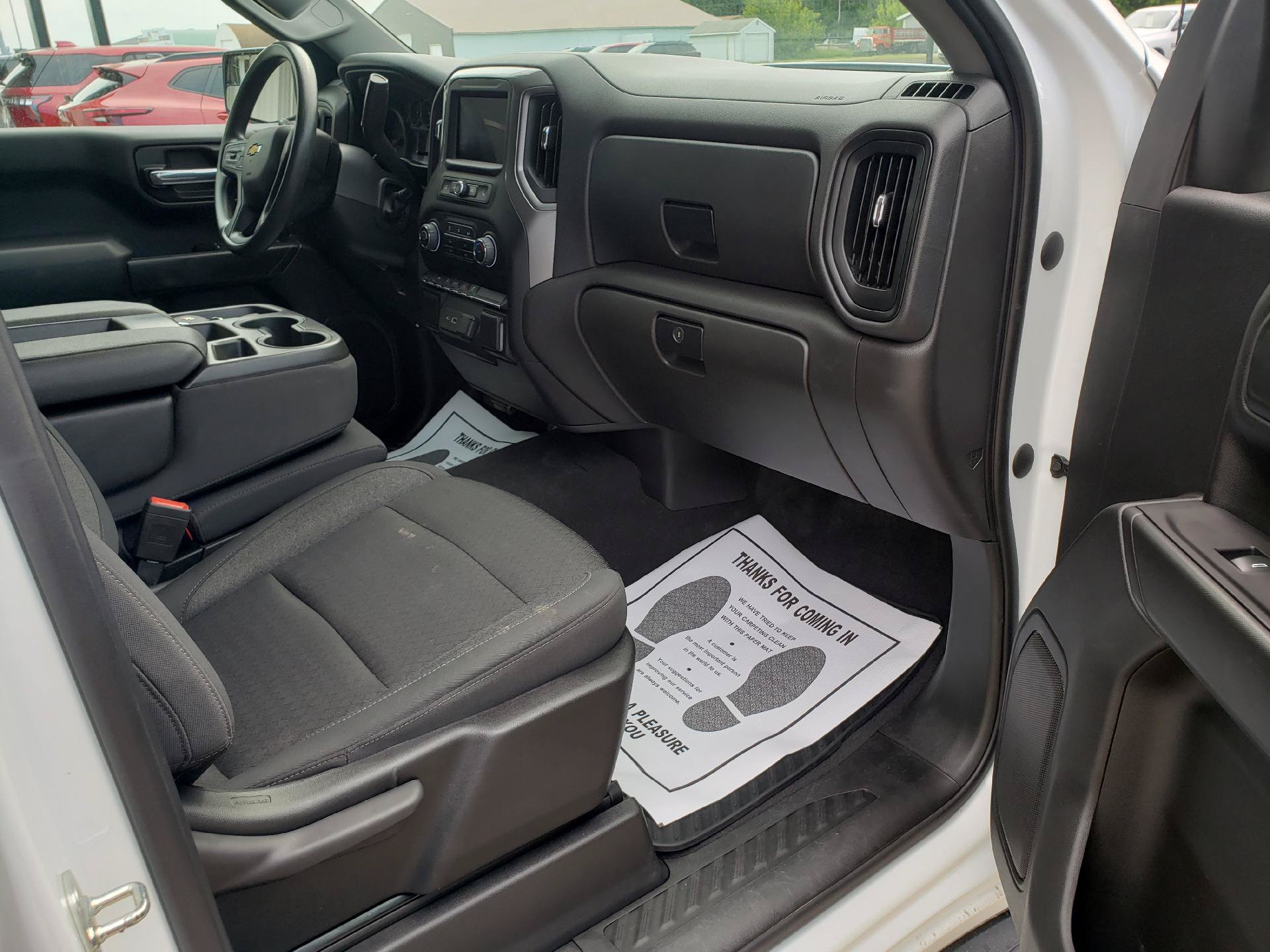 Used 2022 Chevrolet Silverado 1500 Custom w/ LPO, Dark Essentials Package AWD/4WD image 10