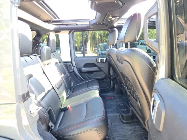 Used 2021 Jeep Wrangler Unlimited Rubicon AWD/4WD image 11
