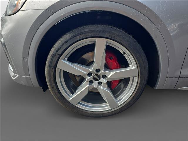 Used 2021 Audi SQ5 Prestige w/ Prestige Package image 9