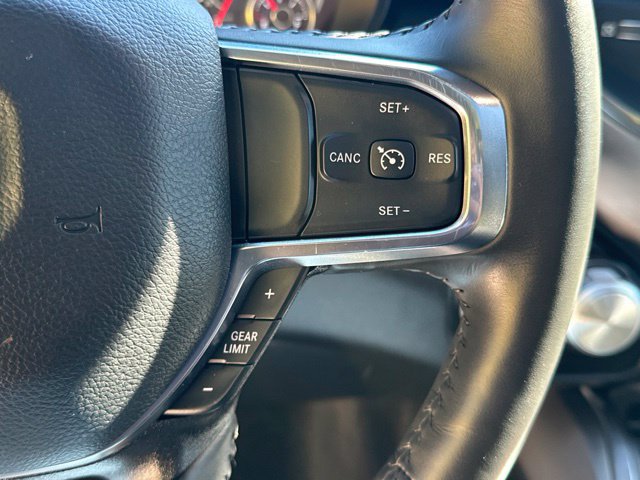 Used 2024 RAM 1500 Laramie AWD/4WD image 33