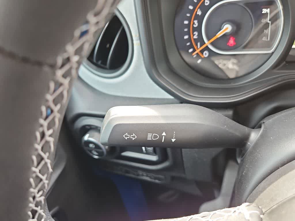 New 2025 Jeep Gladiator Sport AWD/4WD image 32