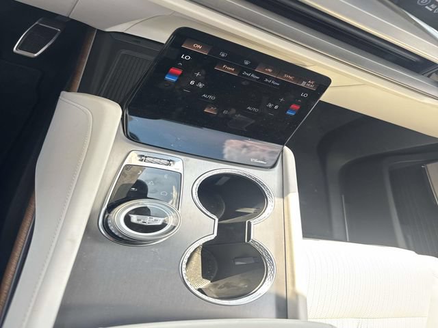 Used 2026 Cadillac Vistiq Sport w/ LPO, Floor Liner Package AWD/4WD image 23
