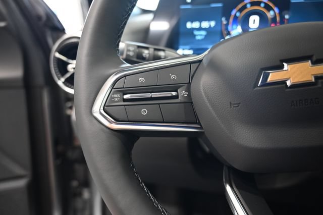 New 2027 Chevrolet Equinox LT w/ Convenience Package II FWD image 23
