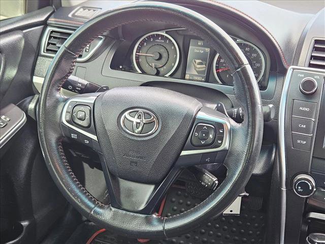 Used 2017 Toyota Camry SE image 11