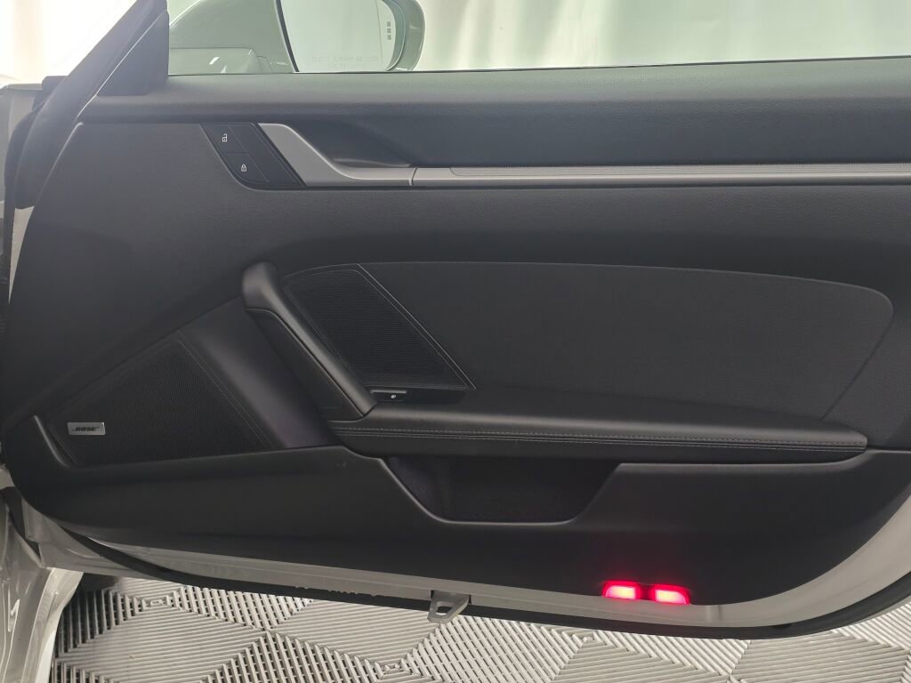 Certified 2022 Porsche 911 Carrera image 23