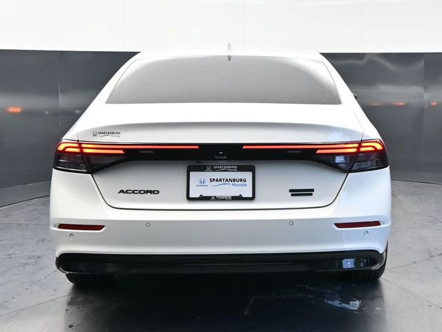 Used 2024 Honda Accord Touring image 6
