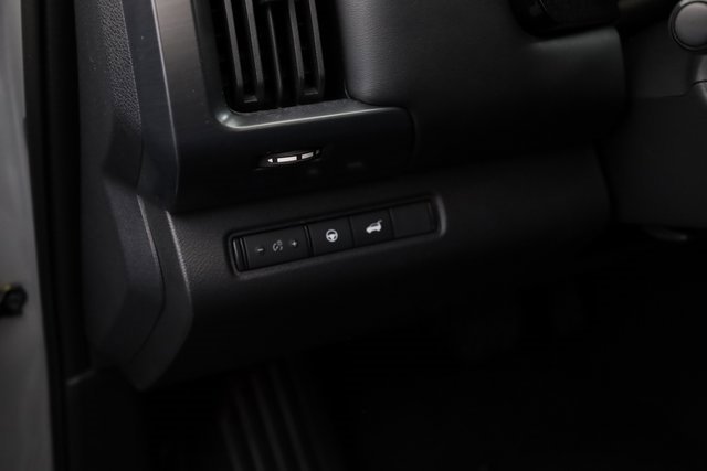 Certified 2024 Nissan Pathfinder SL image 13