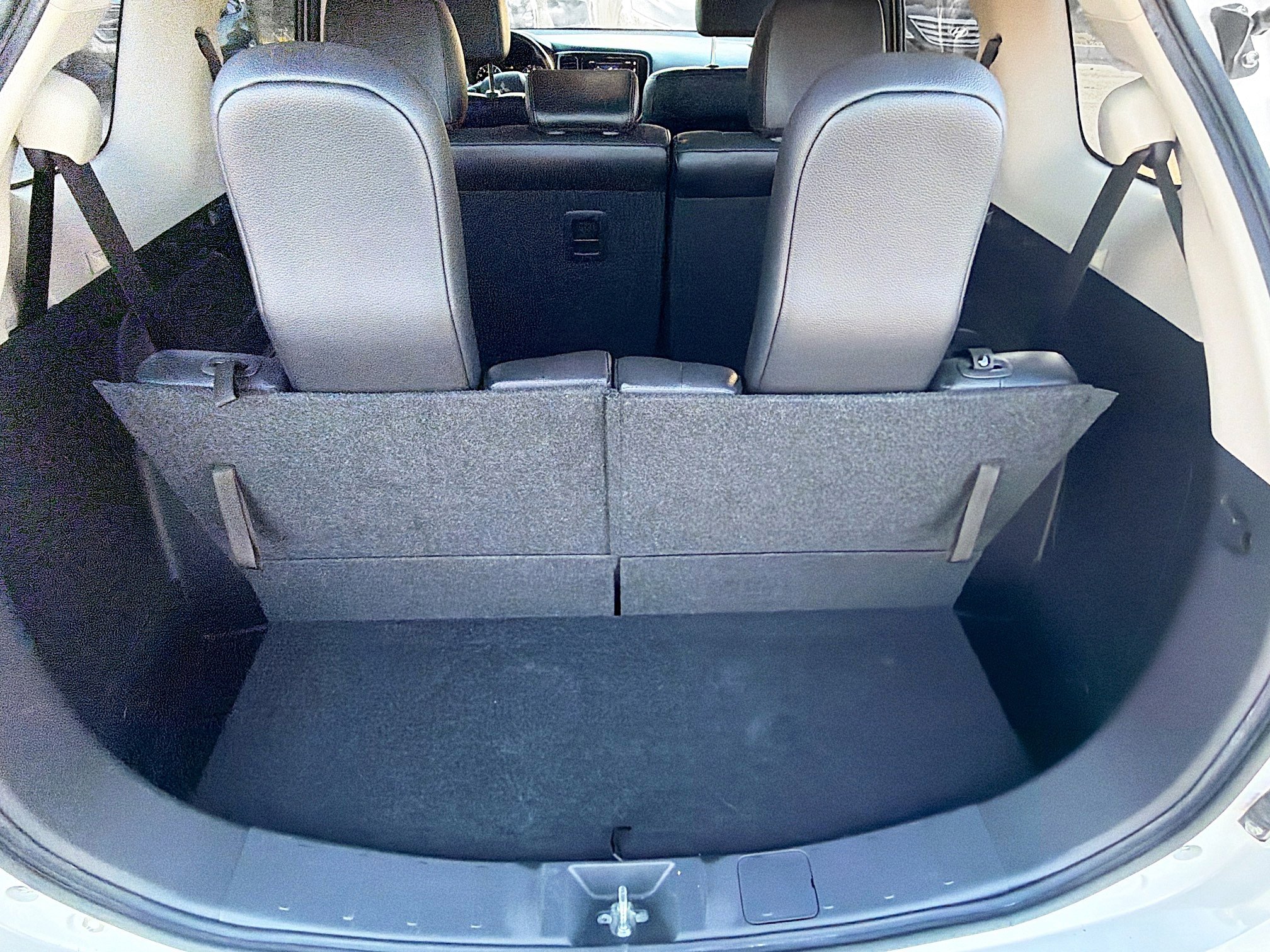 Used 2017 Mitsubishi Outlander SEL image 13