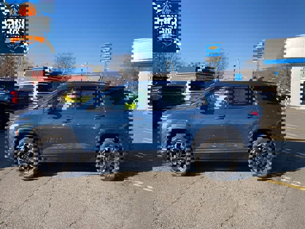 New 2026 Chevrolet Equinox LT image 4