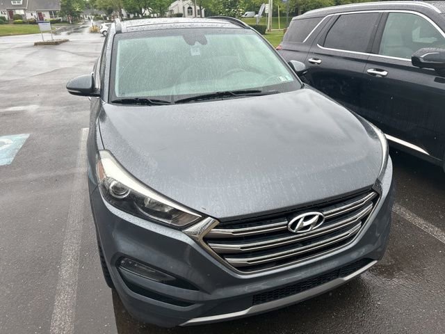 Used 2016 Hyundai Tucson Limited w/ Option Group 03 AWD/4WD image 17