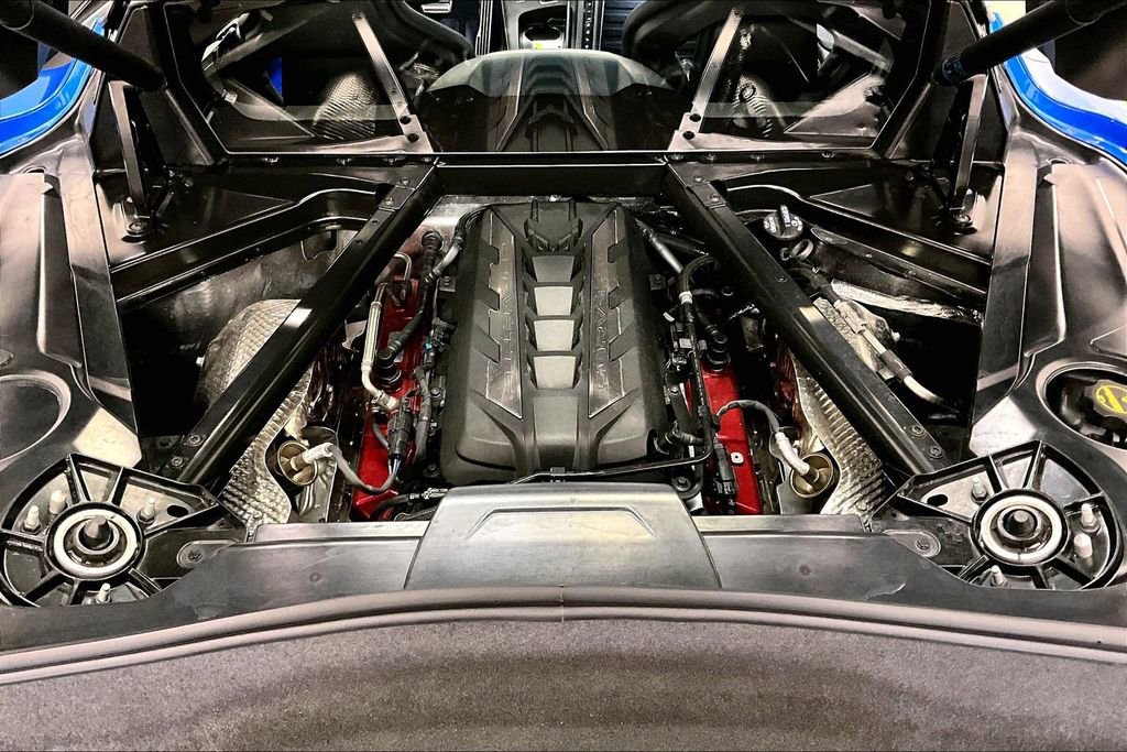 Used 2024 Chevrolet Corvette Stingray Preferred Cpe w/ Z51 Performance Package image 27