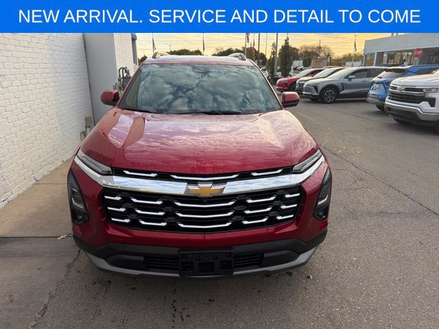 Used 2025 Chevrolet Equinox LT w/ Convenience Package II FWD image 4