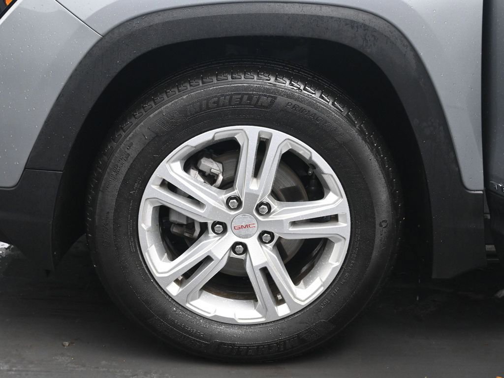 Used 2024 GMC Terrain SLE image 35