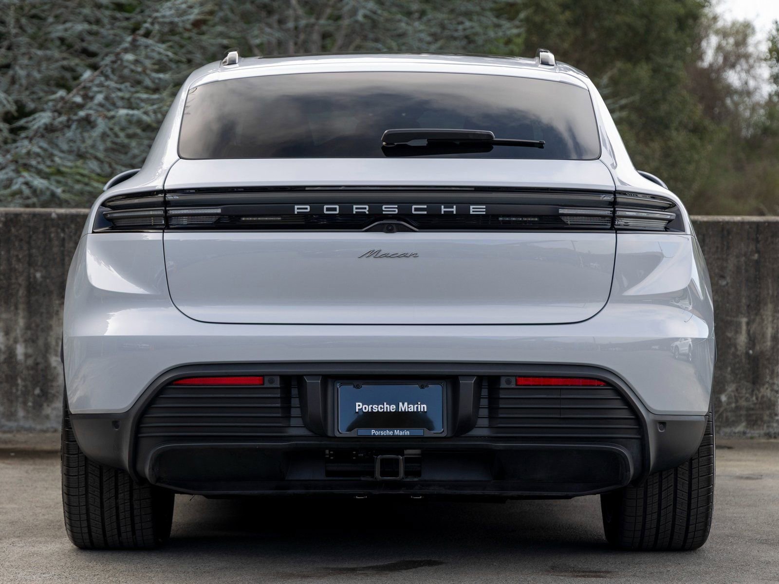 New 2025 Porsche Macan Electric image 10