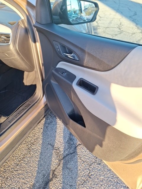 Used 2018 Chevrolet Equinox LT w/ Sun & Infotainment Package image 25