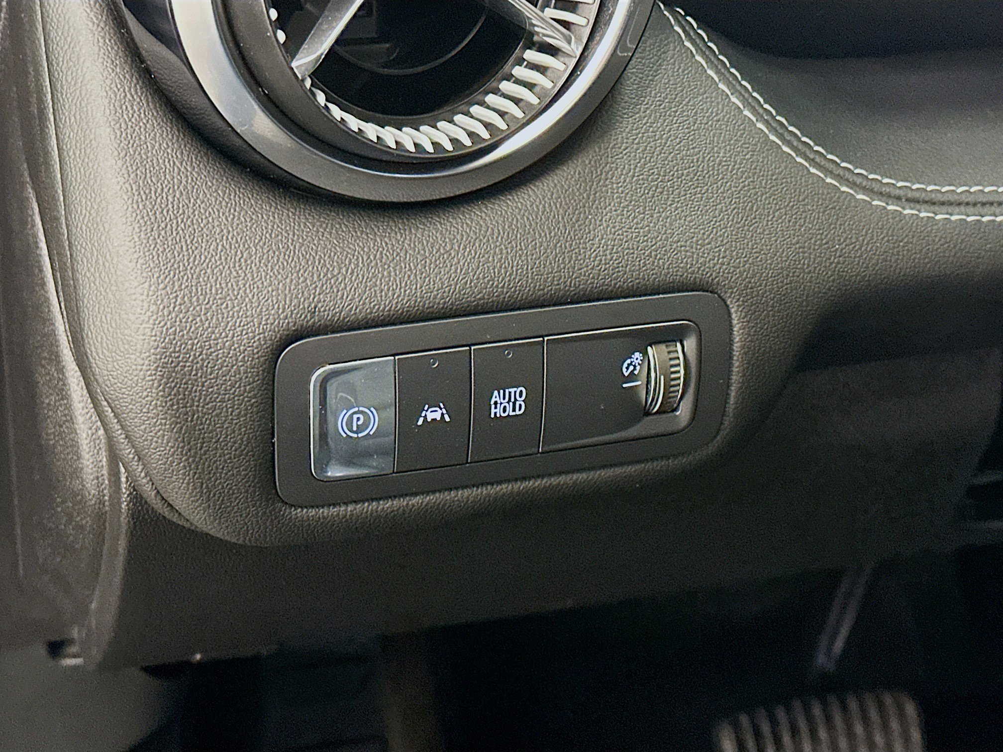 Used 2024 Chevrolet Blazer EV LT AWD/4WD image 17