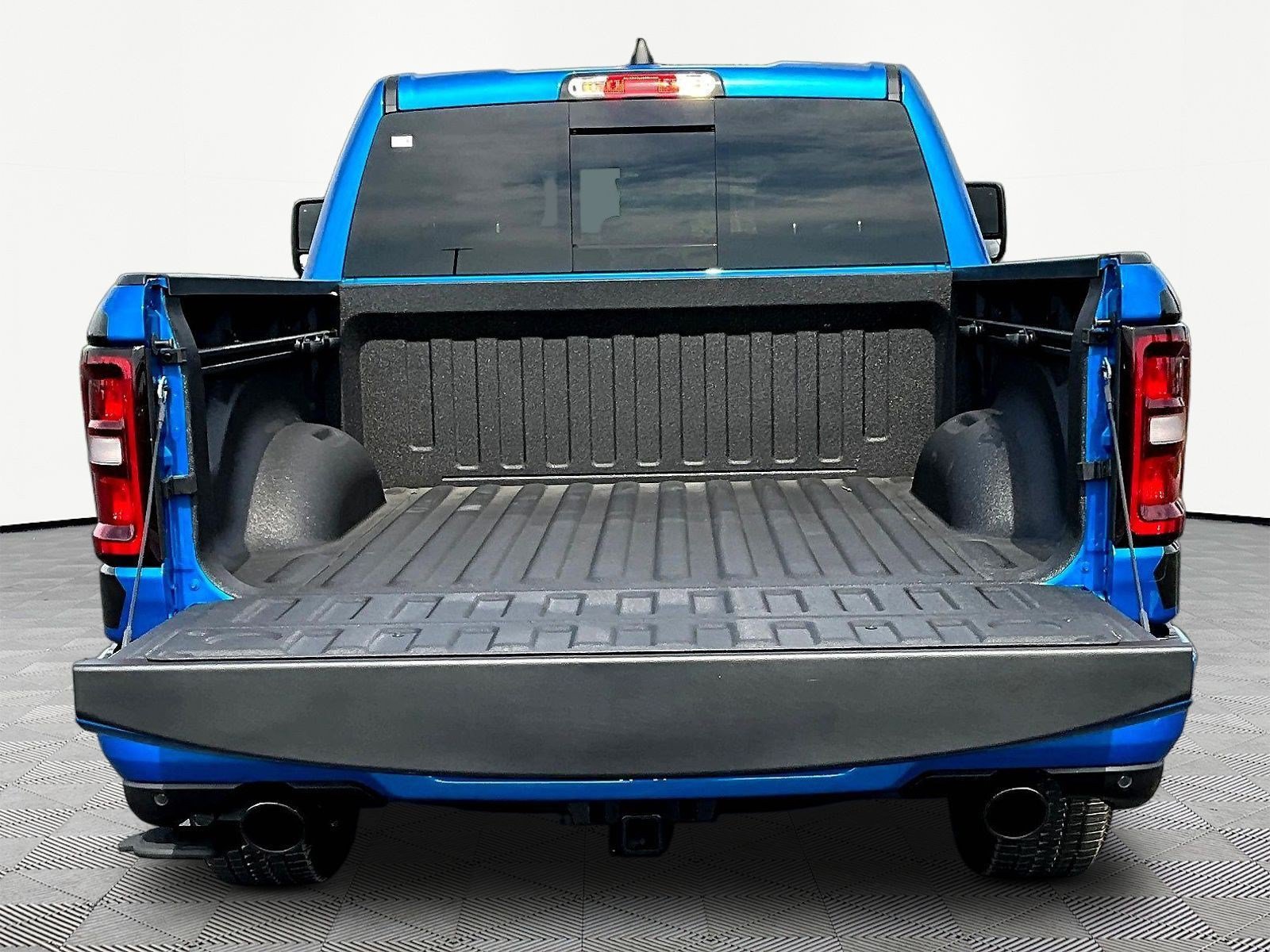Used 2026 RAM 1500 Big Horn AWD/4WD image 7