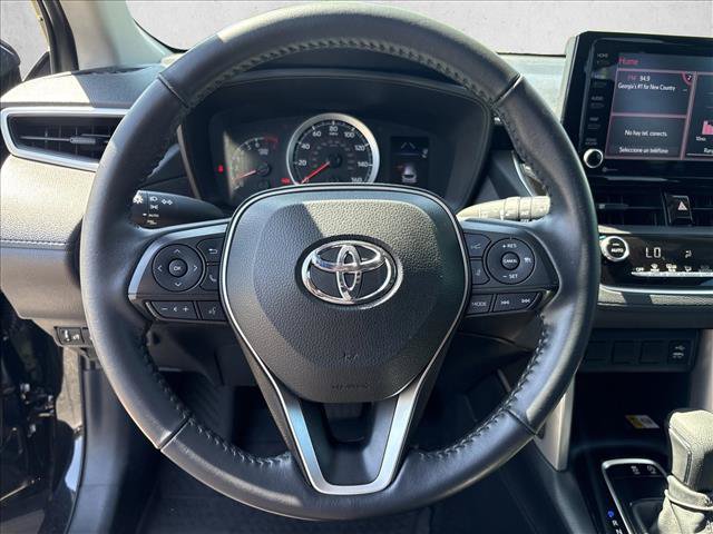 Used 2022 Toyota Corolla Cross LE w/ Moonroof Package FWD image 17