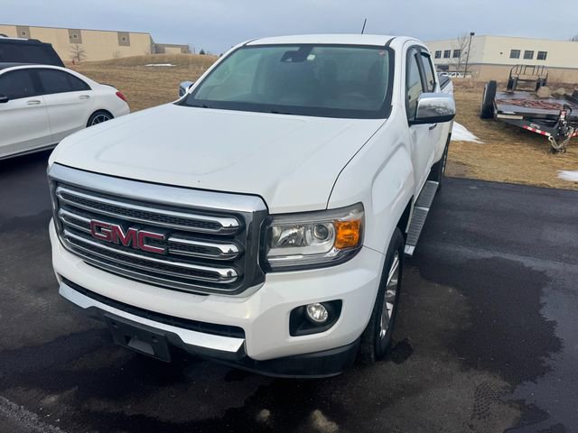 Used 2015 GMC Canyon SLT image 2