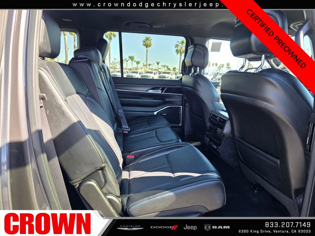 Certified 2024 Jeep Wagoneer L Series III w/ Flexible Seating Group AWD/4WD image 16