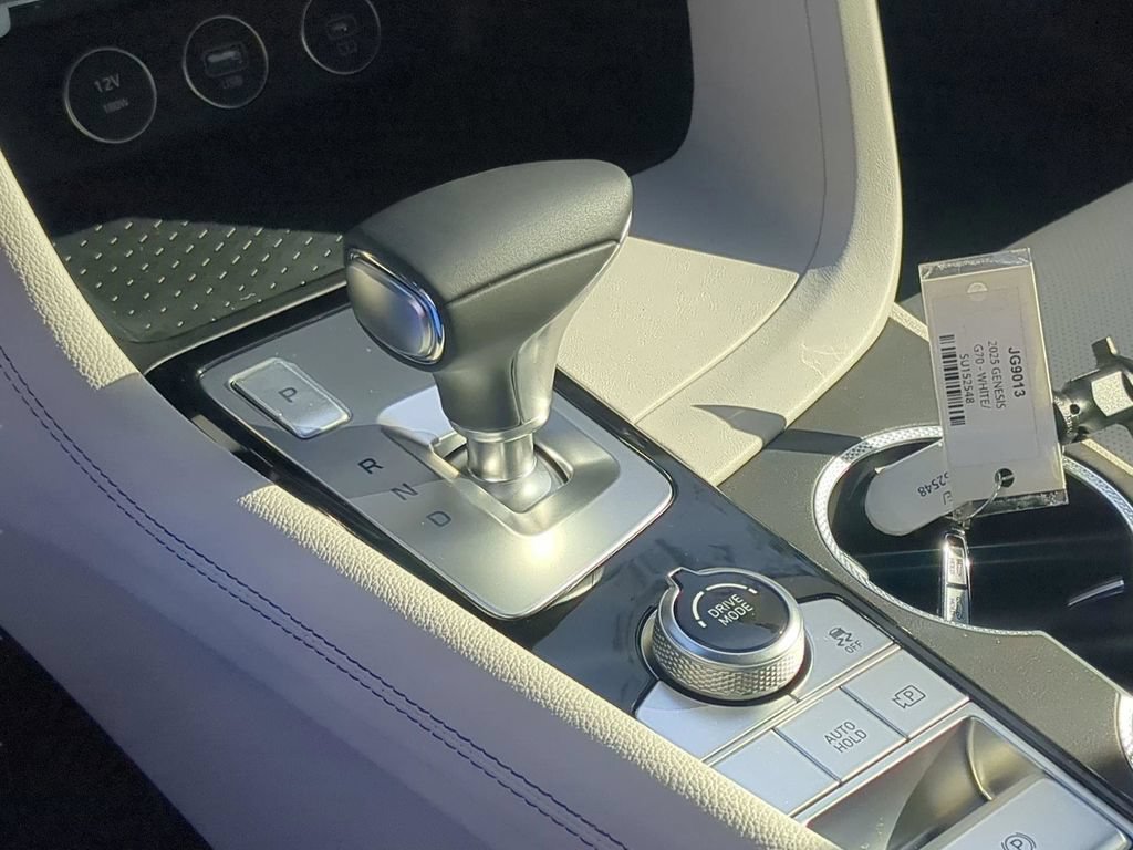 New 2025 Genesis G70 2.5T RWD image 22