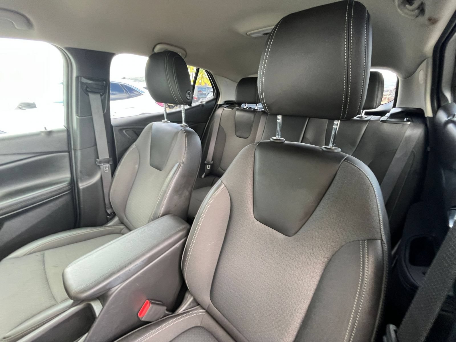 Used 2025 Buick Encore GX Preferred FWD image 33