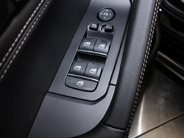 New 2027 BMW X6 M60i AWD/4WD image 13