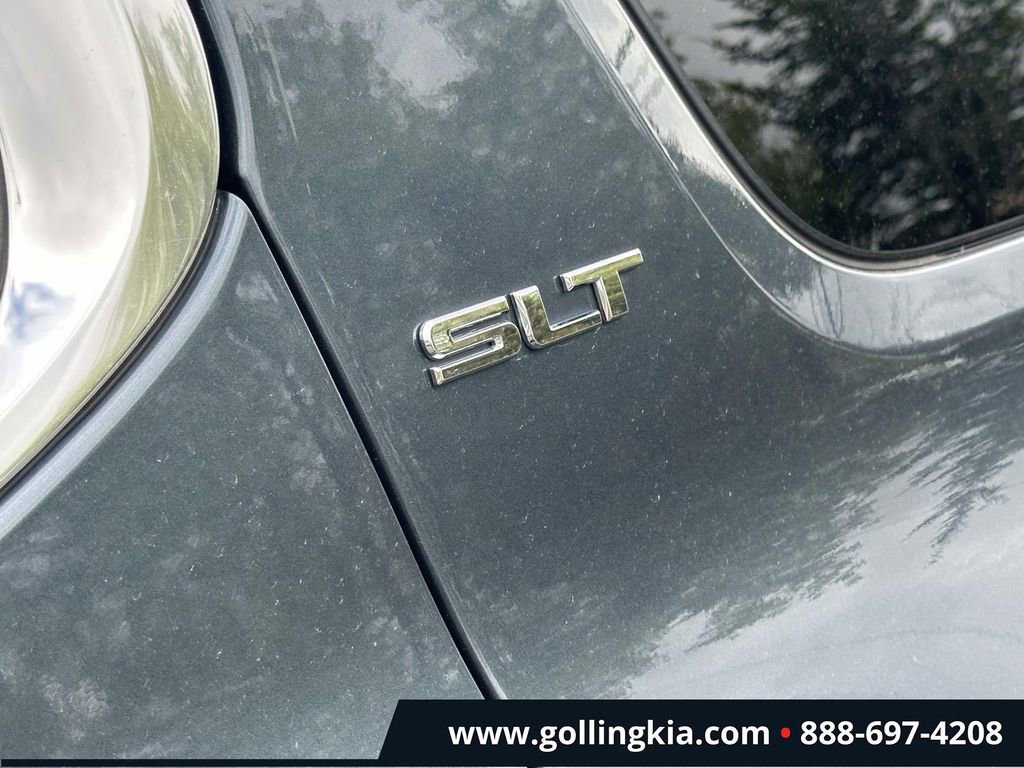 Used 2019 GMC Acadia SLT w/ LPO, Floor Liner Package FWD image 8