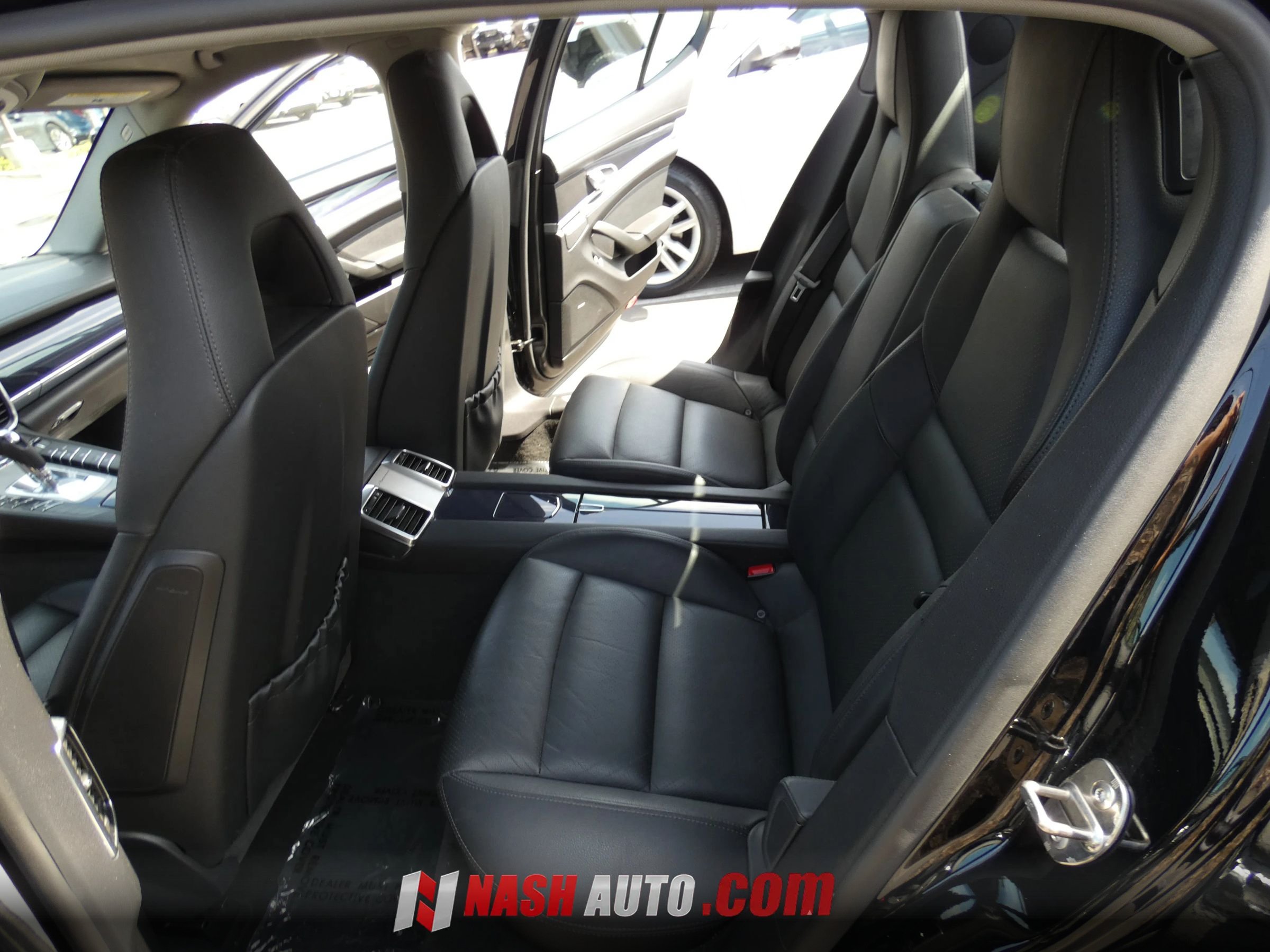 Used 2011 Porsche Panamera 4 AWD/4WD image 38