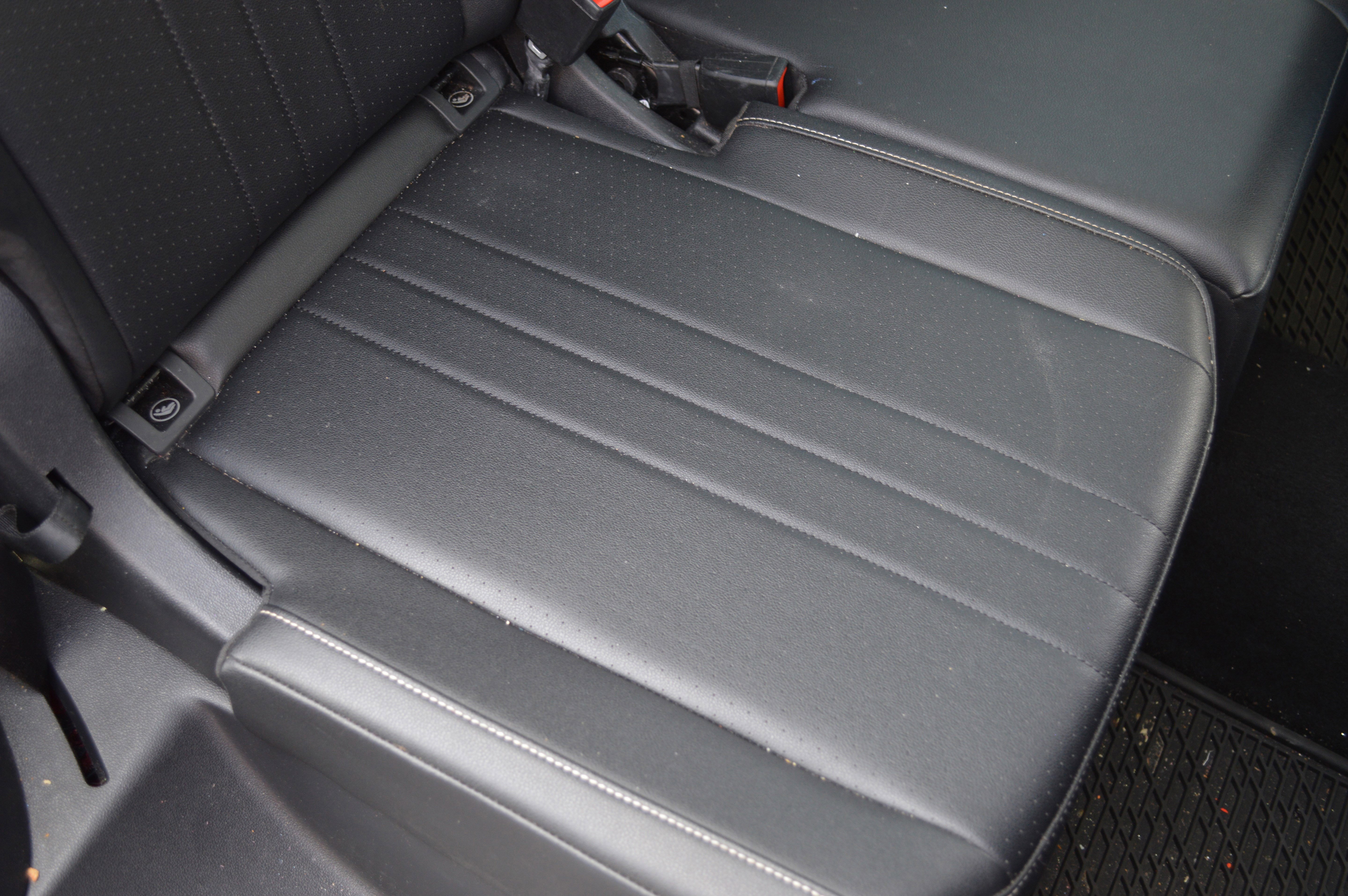 Used 2022 Volkswagen Tiguan SE image 34