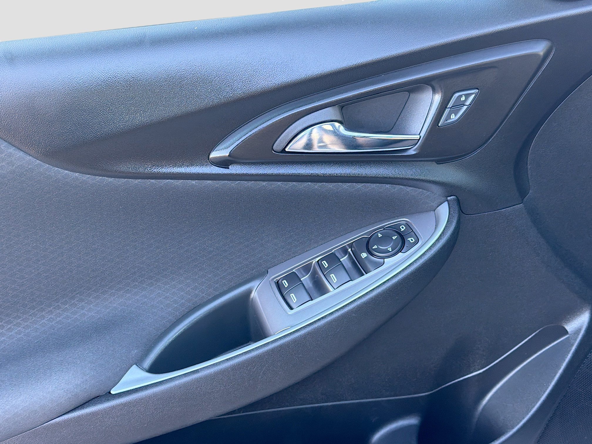 Used 2024 Chevrolet Malibu LS image 14