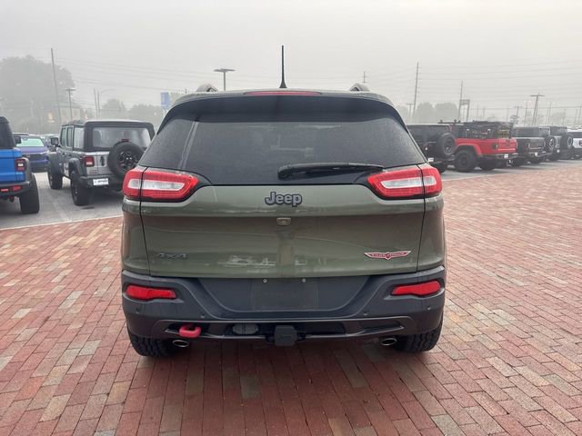 Used 2018 Jeep Cherokee Trailhawk w/ Quick Order Package 27L AWD/4WD image 13